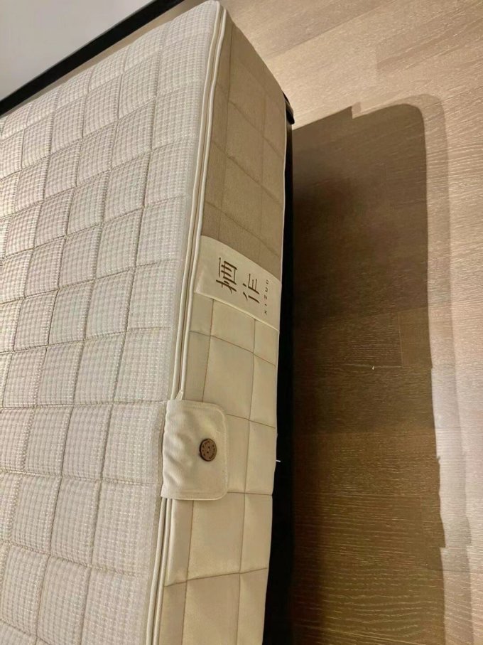 栖作床垫