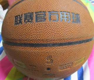我就问你，这个标志像不像镜像7