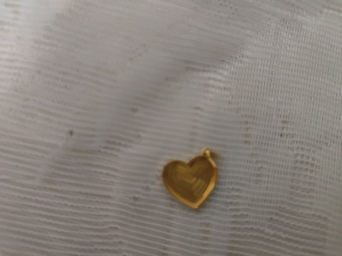 周生生黄金首饰