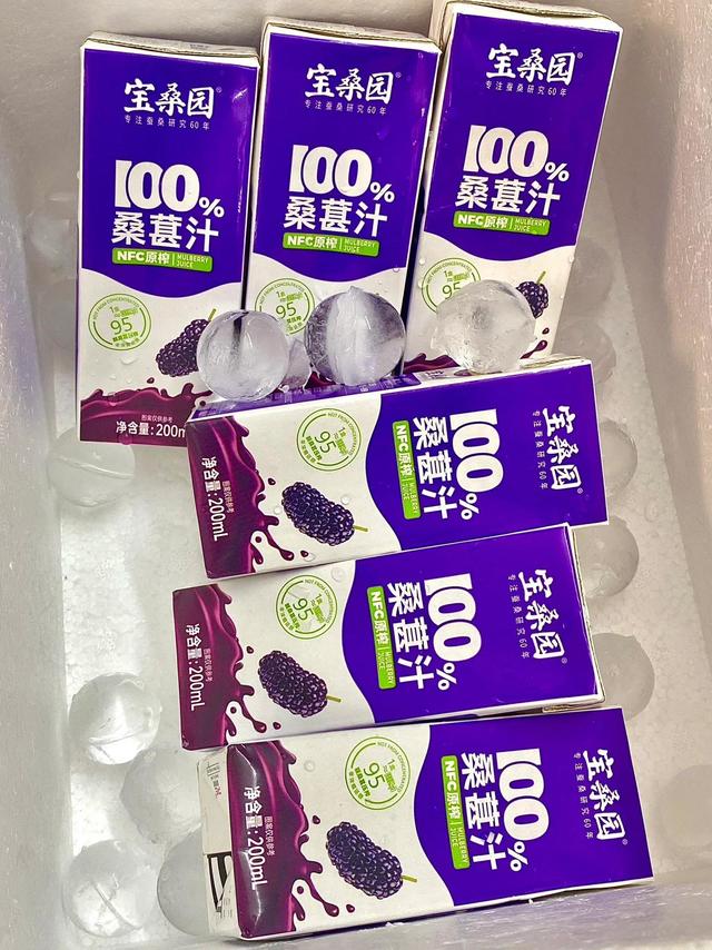 随手买的桑葚汁，买之前也没想到这么好喝😅
