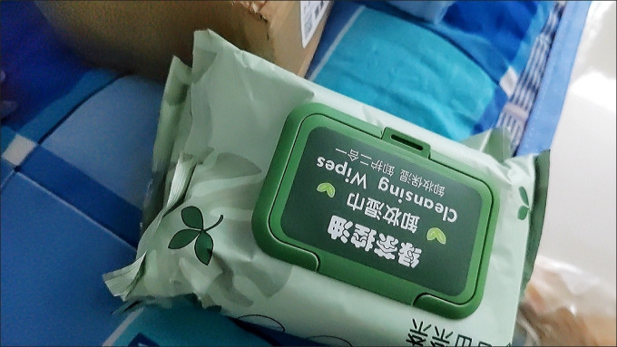 西山奈奈纸品湿巾