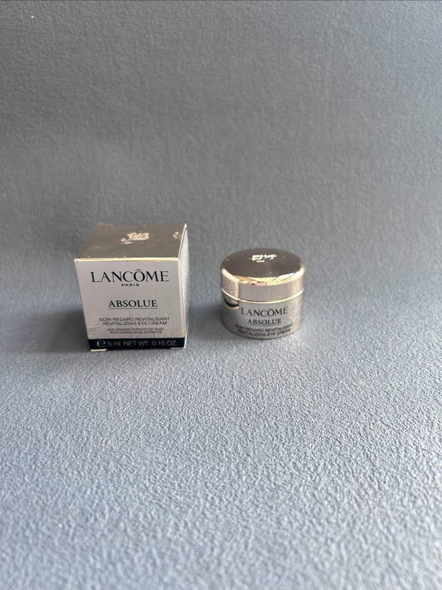 爱笑的眼睛，选淡纹王者兰蔻菁纯好好呵护