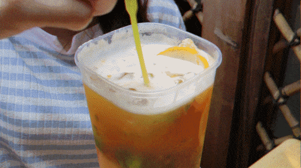 奶茶界“内卷”=水果开会?