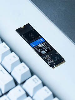 尝鲜西部数据的新品PCIe4.0 SSD固态硬盘