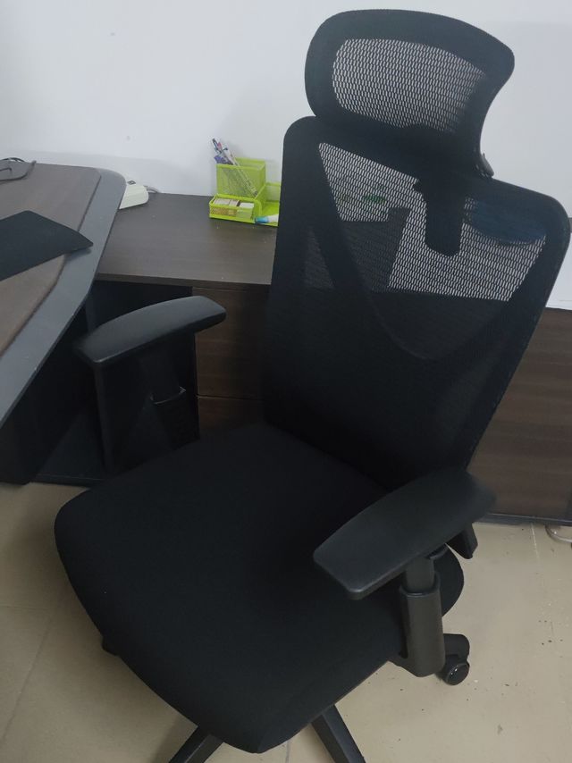 几百能买个椅子，性价比很高。