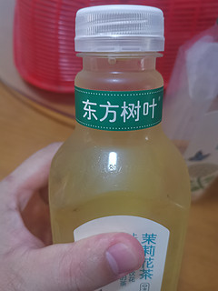 农夫山泉茉莉花茶，还可以，不过不如自己来