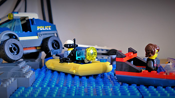 乐高手记 篇一百零五：精英就要不同色——LEGO 乐高城市系列 60272 精英警艇运输