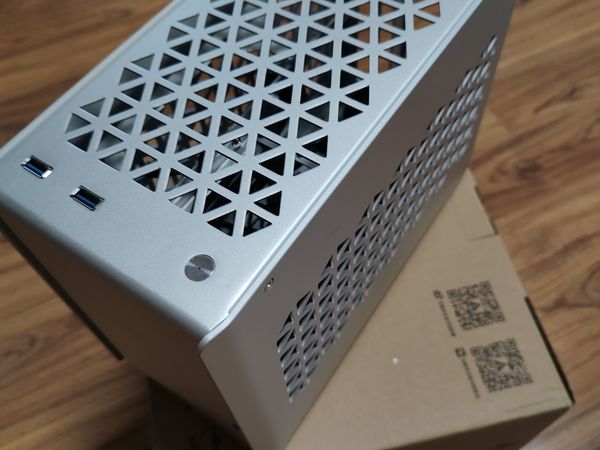 95元全铝机箱，主板超一厘米，没法用，退了