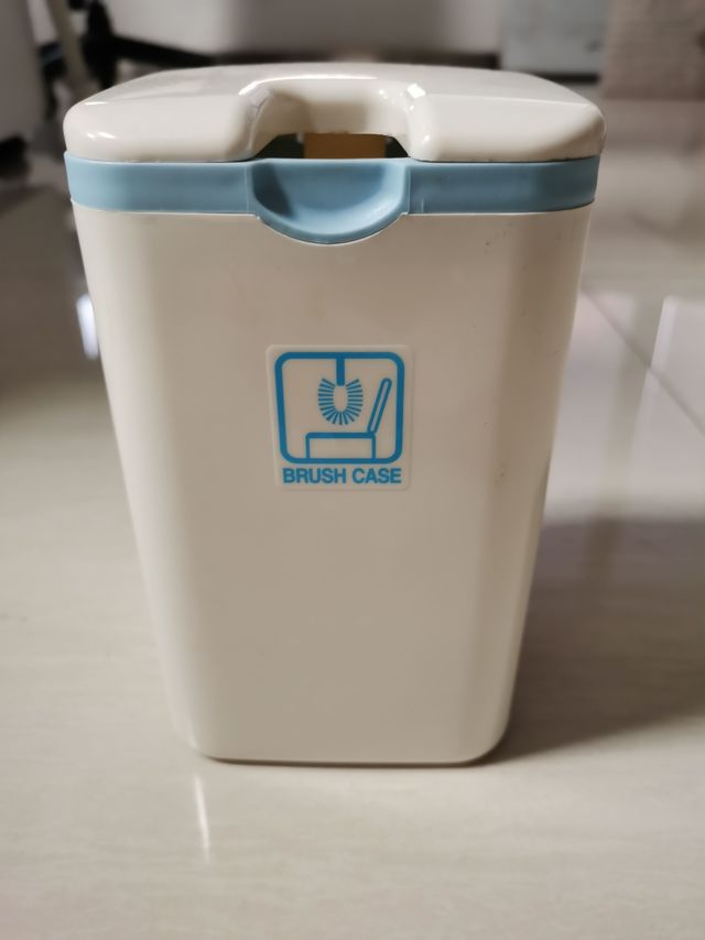 桌面小垃圾桶，时刻保持办公桌面清洁