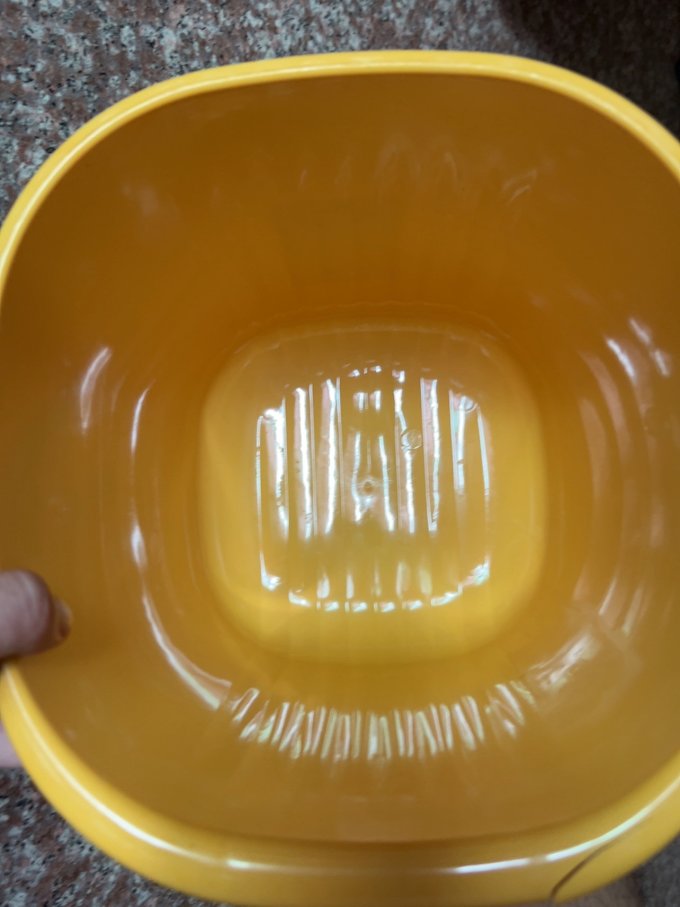 垃圾桶
