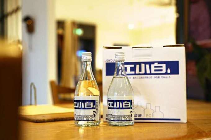 江小白白酒