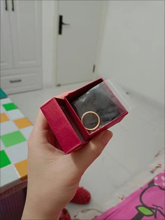 六福珠宝黄金戒指