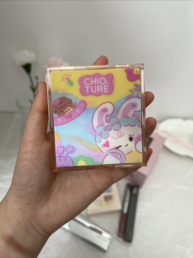 稚优泉眼影