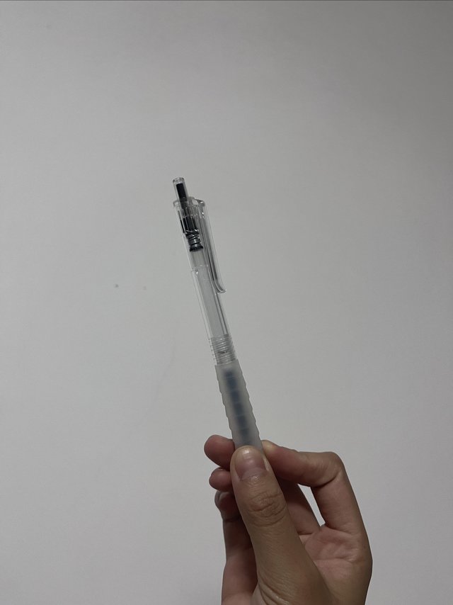 想要流畅写字？试试这款中性笔！