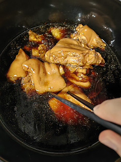 四：高压锅炖的猪蹄，软糯香甜