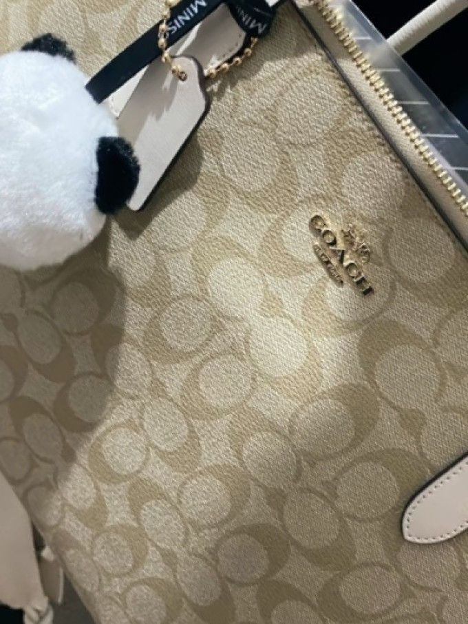 蔻驰女士单肩包