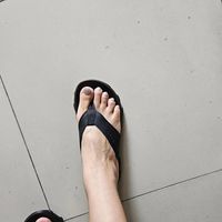 穿上这个拖鞋就去约会啦!