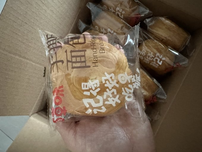 百草味面包
