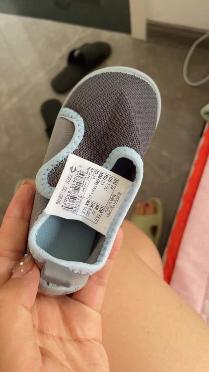 迪卡侬童鞋