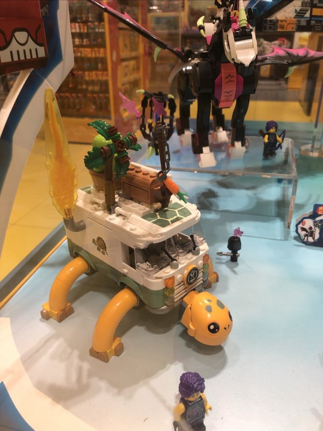 乐高积木店的这个大海龟拼的太帅了