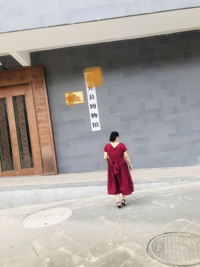 连衣裙