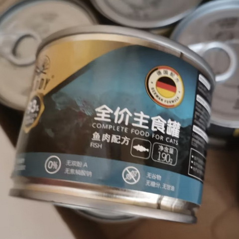 主食猫罐头，猫咪口粮的一个选择！