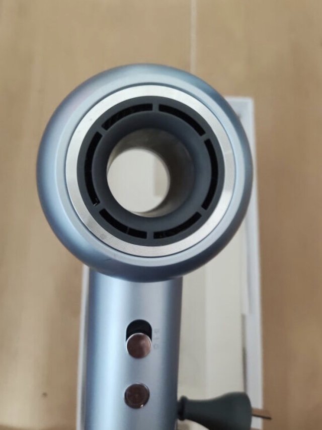 戴森太贵，买个便宜的试一试