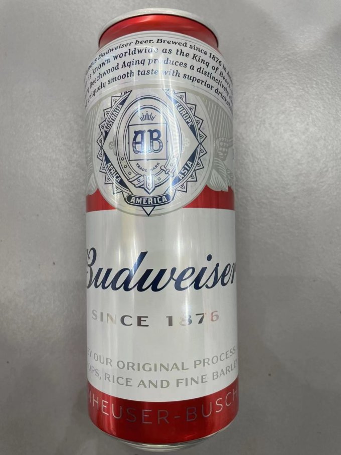 百威啤酒独特口感让你爱不释手