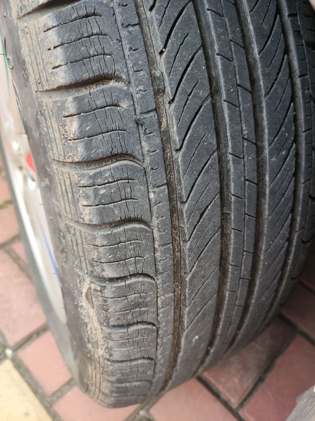 值友们帮忙看看这轮胎该不该换了