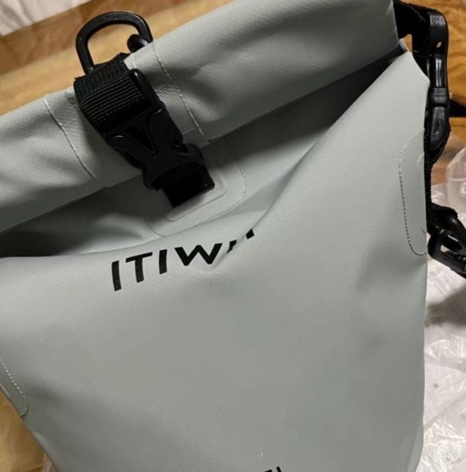 迪卡侬运动背包