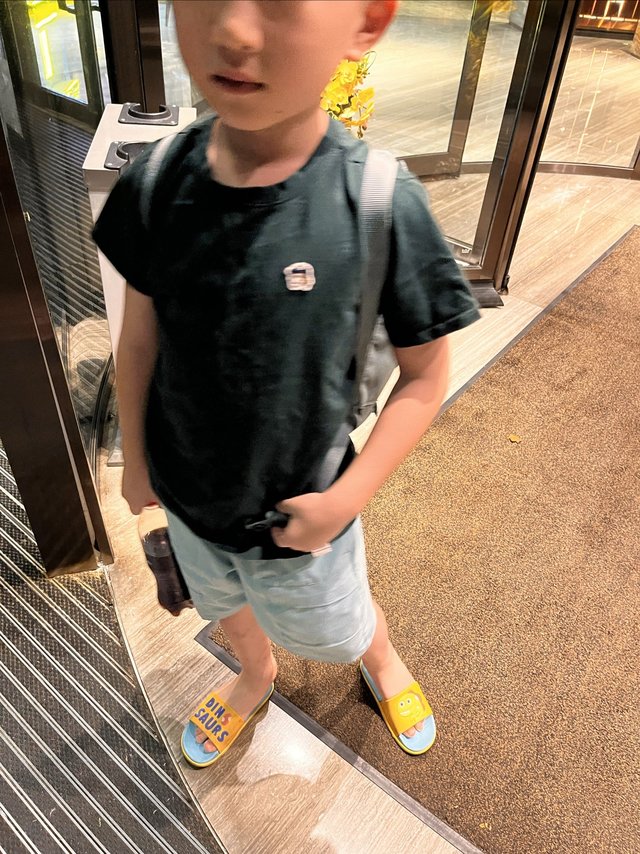 hazzys男童T恤品质尚可