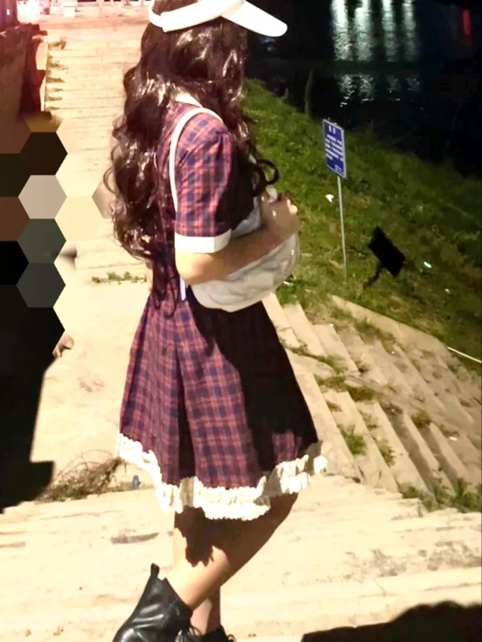 裙装