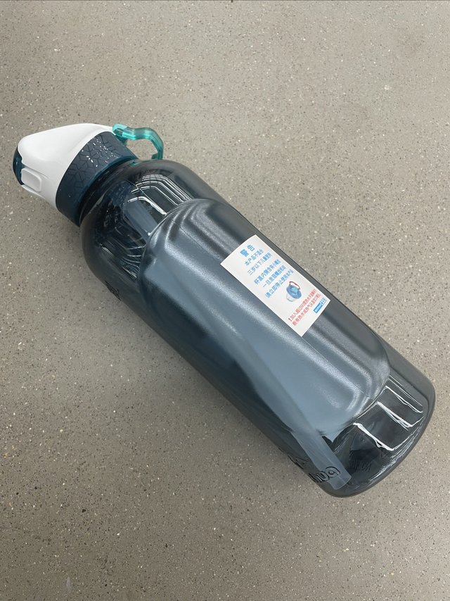 迪卡侬水杯，轻松大口喝水