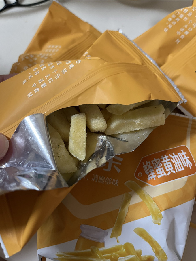 良品铺子膨化食品