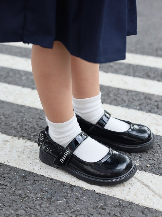 泰兰尼斯童鞋