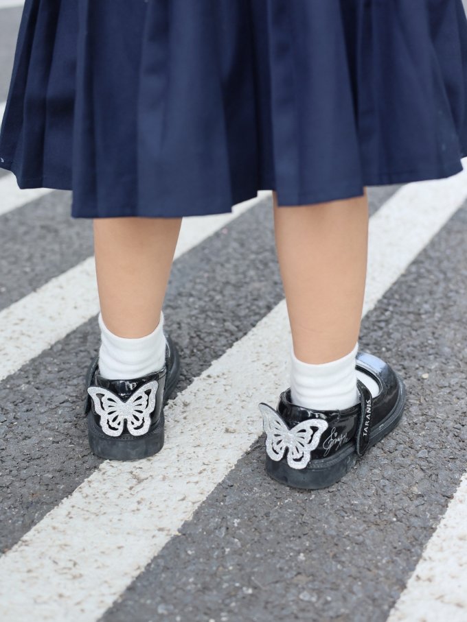泰兰尼斯童鞋