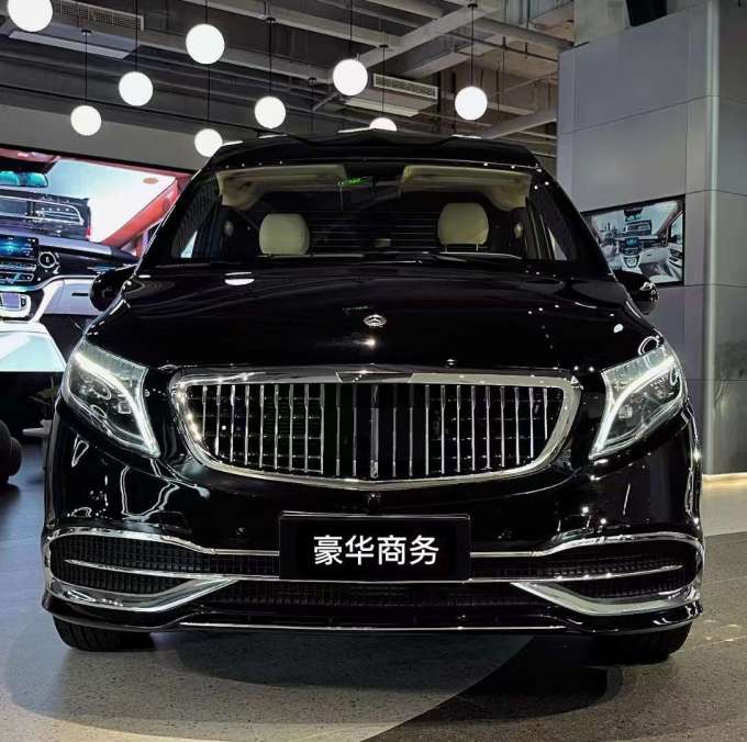 奔驰MPV