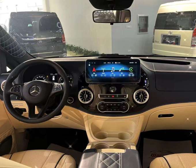 奔驰MPV