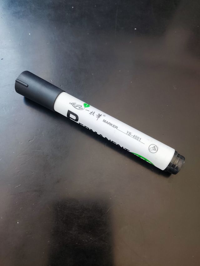 防水不褪色的记号笔