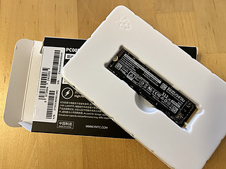 致态PC005，长存入门级SSD