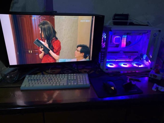 冠捷显示器
