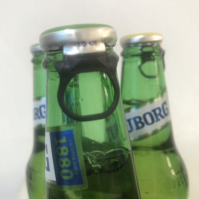 一拉就可以开启的啤酒，乐堡啤酒