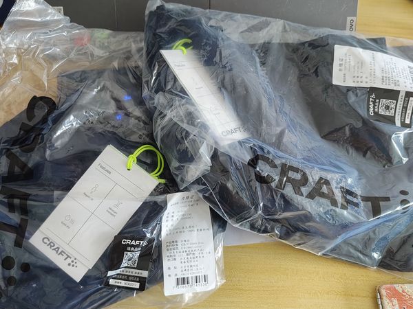 值友们，两件craft运动短袖到货