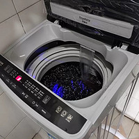 荣事达全自动波轮洗衣机：大洗衣量，占用空间小，易于操作，自动洗衣自动甩干
