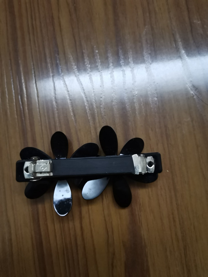 时尚饰品