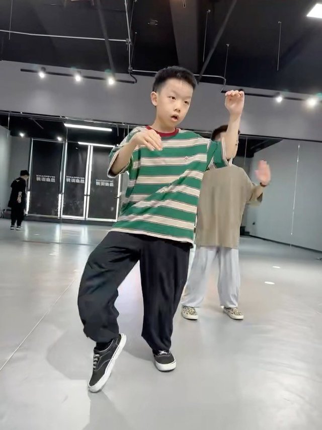 热烈来袭！今天还是popping