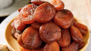 《土耳其杏干：新疆特产，天然无添加，孕妇也能安心享用》