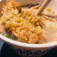 连锁螺蛳粉之柳蛳蛳…竟有没去壳的蜗牛