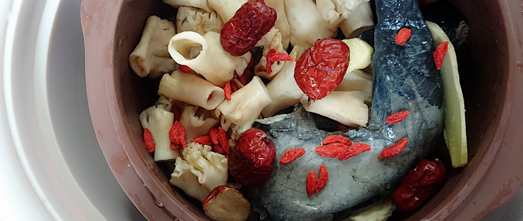 夏日食光-羊肚菌乌鸡汤+肉酿羊肚菌-吃完没出现幻觉，真好