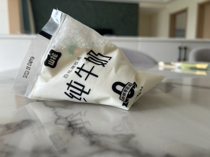 山花奶类制品
